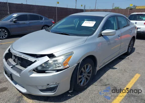 2015 Nissan Altima 2.5 S from USA, damaged, VIN 1N4AL3AP5FC570288